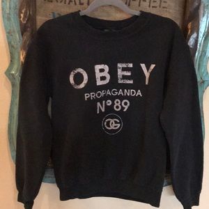 Obey crewneck sweatshirt